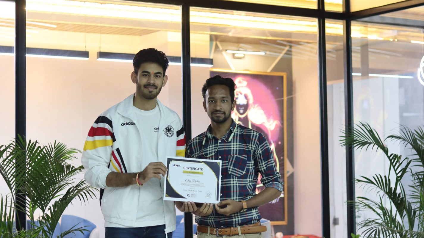 LearnMize Bhopal students during certification