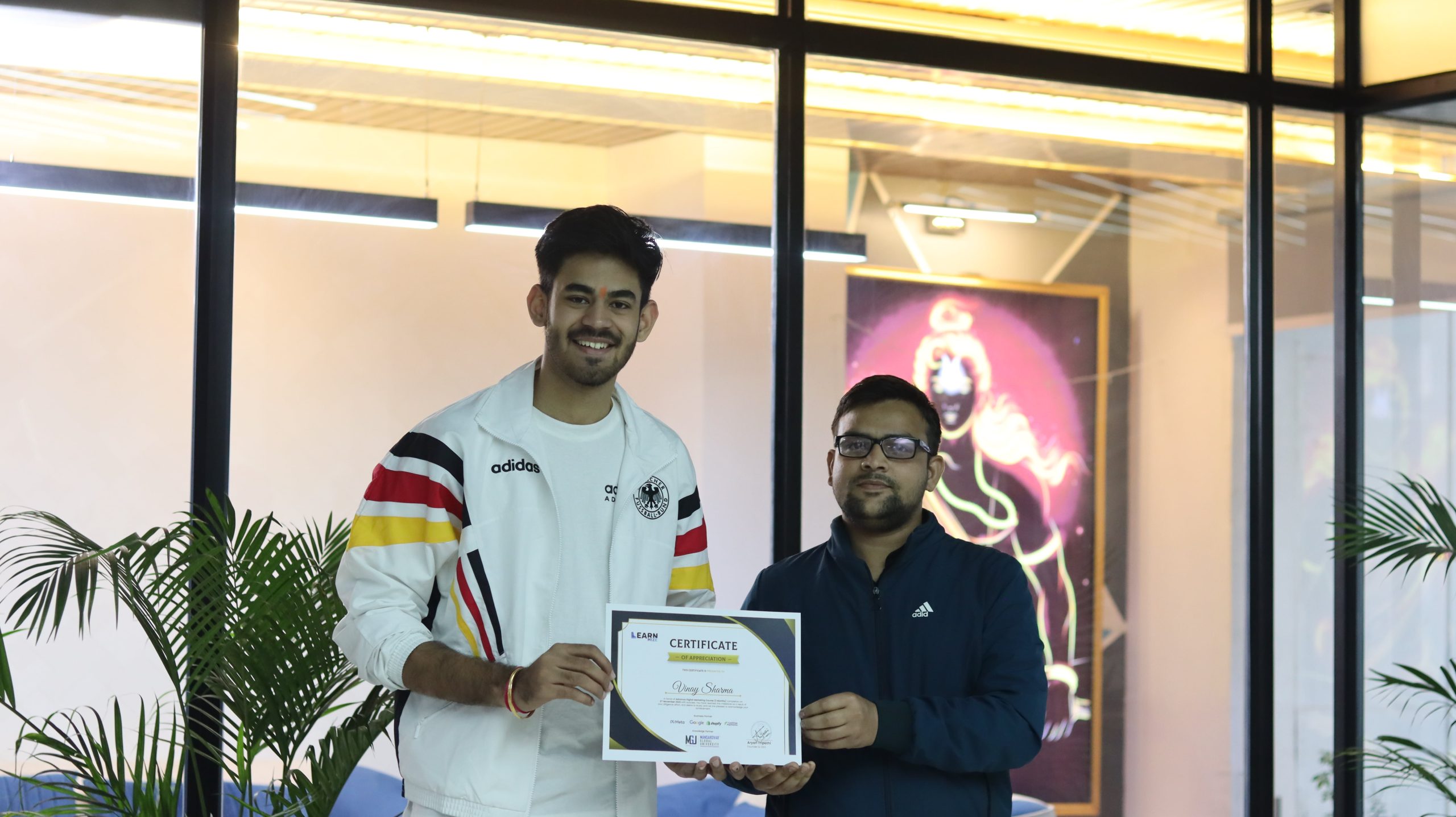 LearnMize Bhopal students during certification